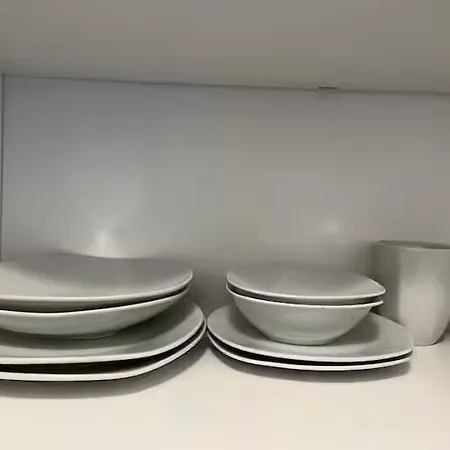 2 Minutes- 200m De La Gare De Apartment