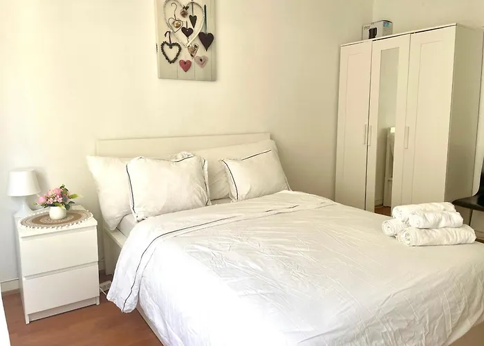 2 Minutes- 200m De La Gare De